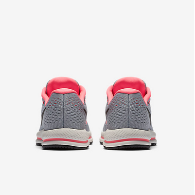 NIKE Zoom Vomero 12 Women--002